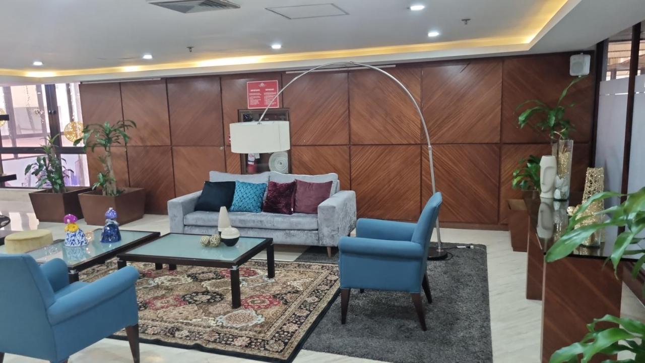 Ccct Apartahotel Ccct 卡拉卡斯 外观 照片